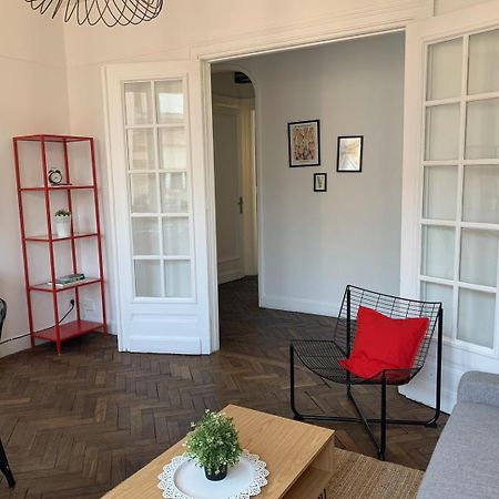 Appartement 2 Chambres Avec Parking, Proche Metro Лил Екстериор снимка
