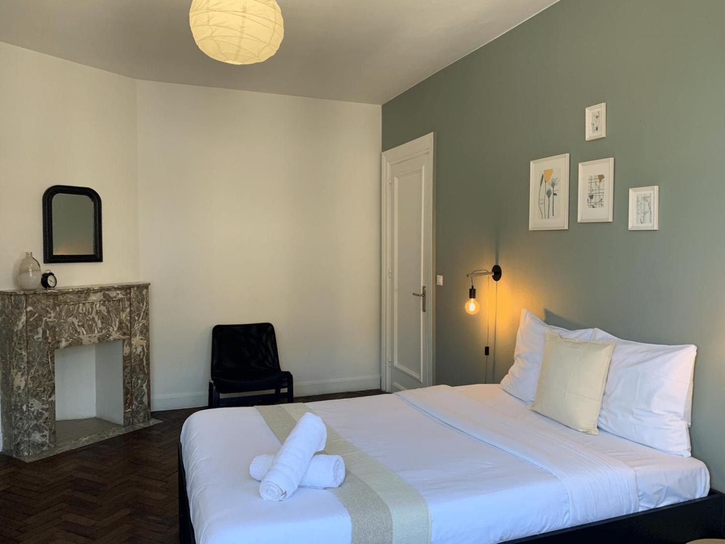 Appartement 2 Chambres Avec Parking, Proche Metro Лил Екстериор снимка