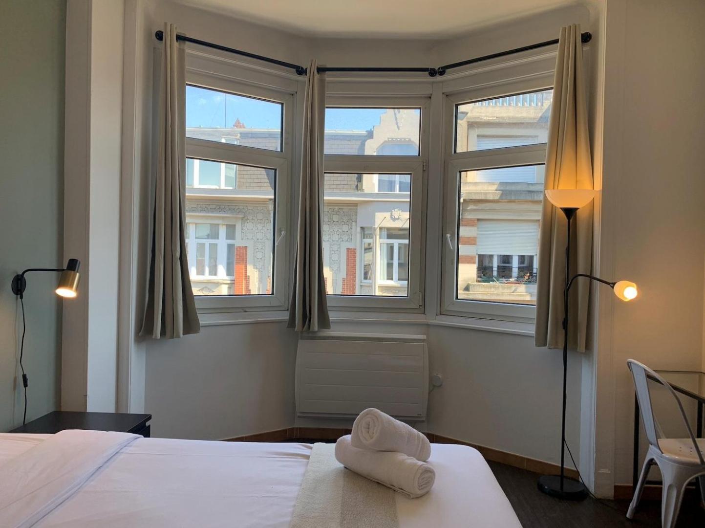 Appartement 2 Chambres Avec Parking, Proche Metro Лил Екстериор снимка